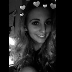 Meet your Posher, Jessica